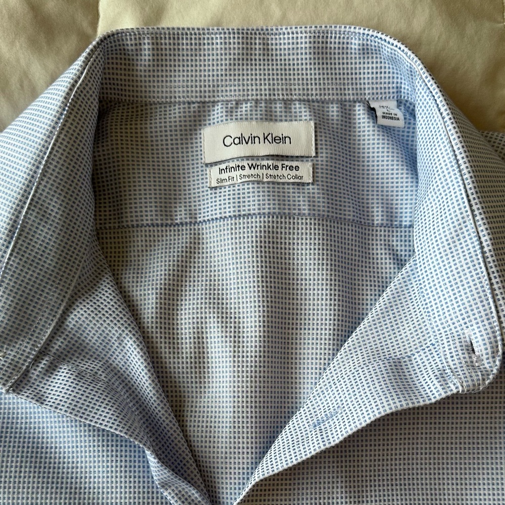Men’s Calvin Klein infinite wrinkle free slim fit stretch flex collar